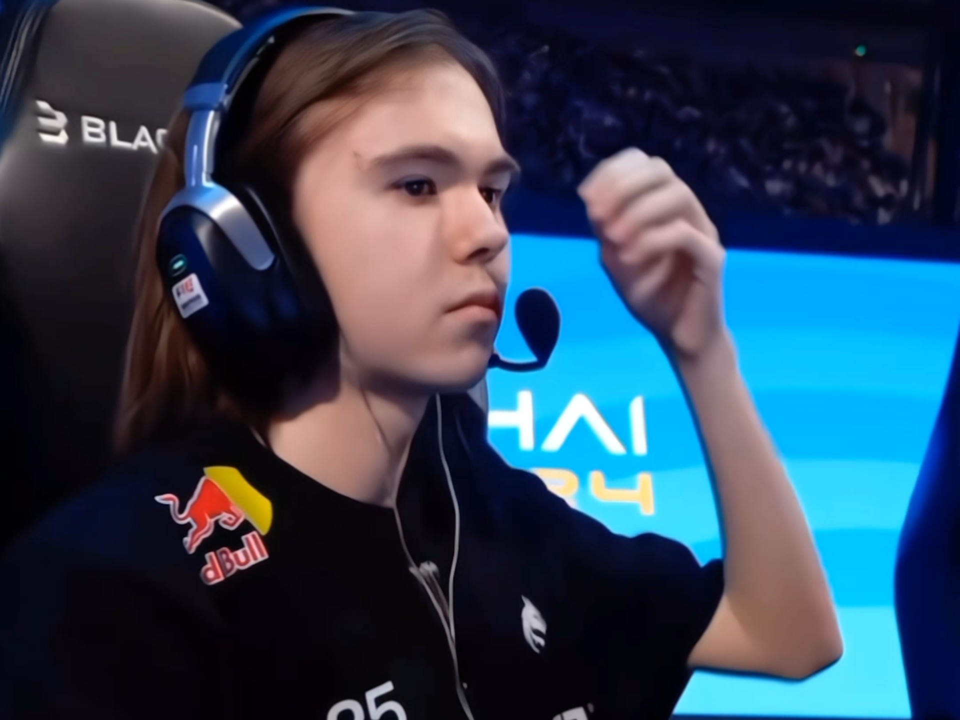 他对于场地 他对于场地