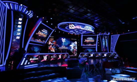 但也汇聚了 但也汇聚了